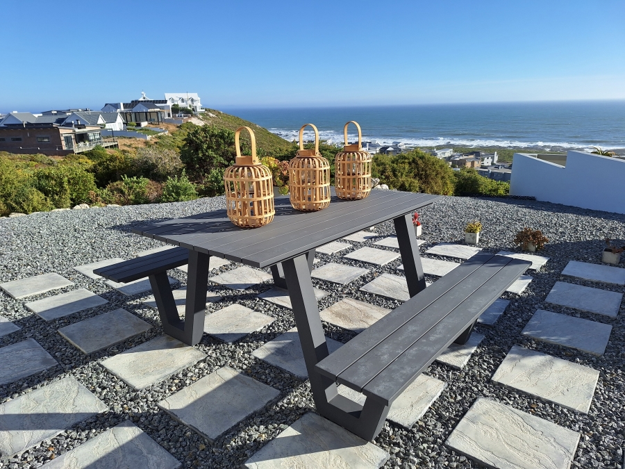 5 Bedroom Property for Sale in Yzerfontein Western Cape